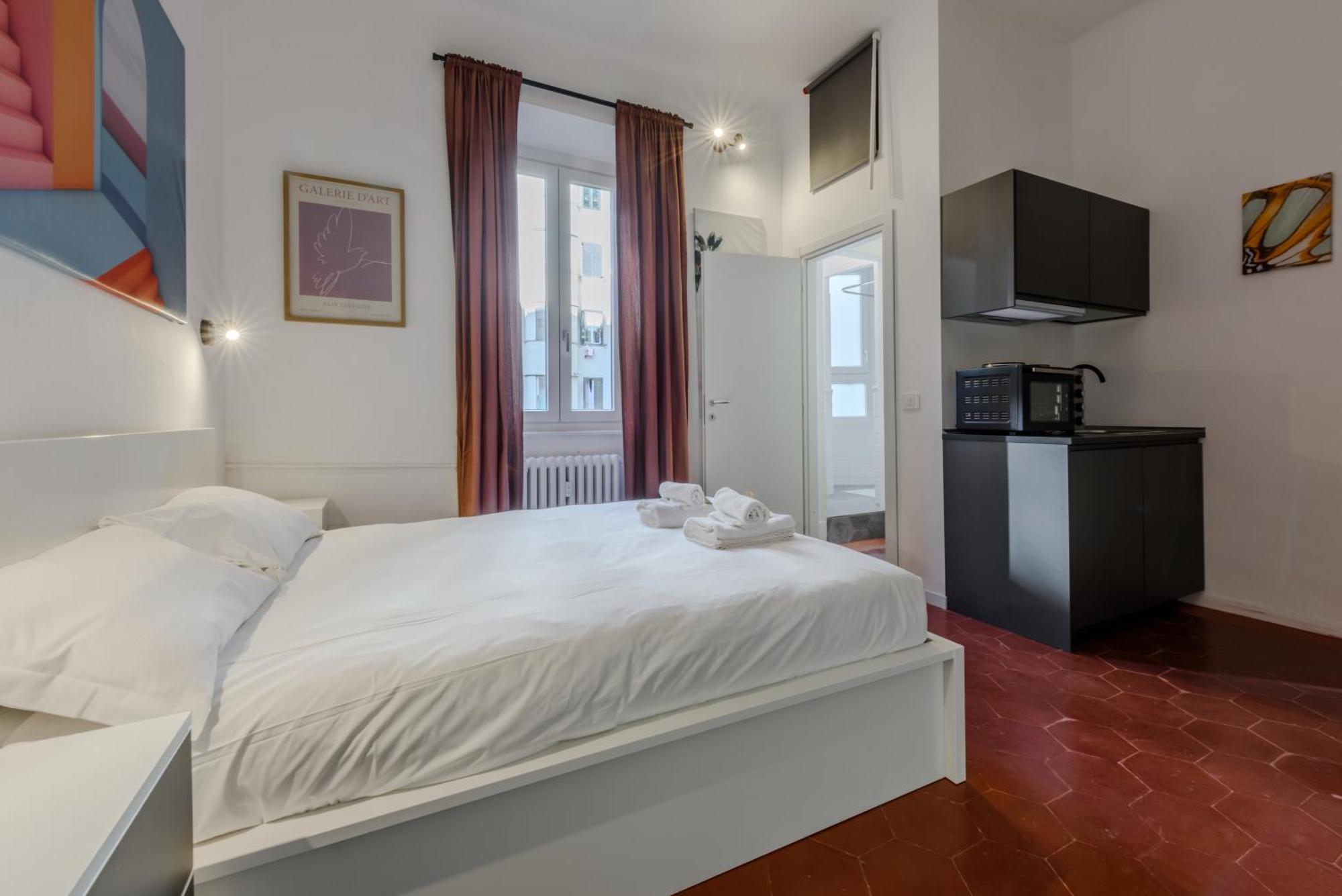 New And Functional Apartments Near The Metro Milano Exteriör bild